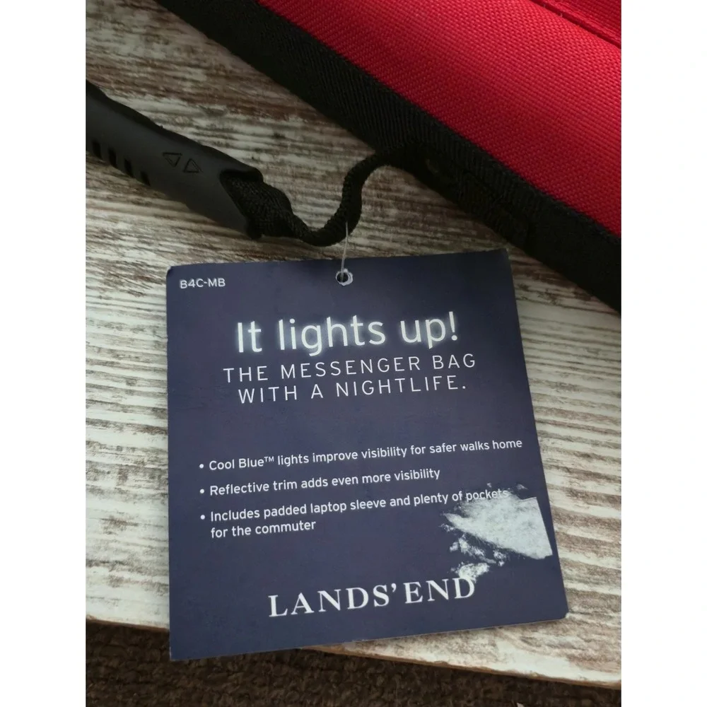 Lands' End Cool Blue Light-Up Messenger Bag Red Black Laptop Commuter B4C-MB